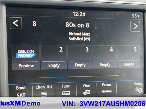 Used 2017 Volkswagen Golf Wolfsburg Edition image 33