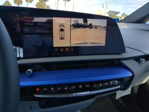 New 2026 Cadillac Optiq Luxury 1 image 26