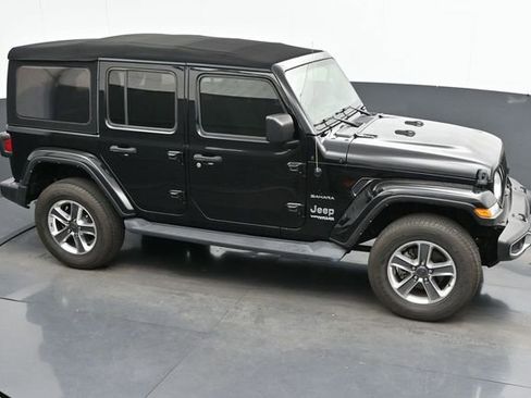 Used 2022 Jeep Wrangler Unlimited Sahara image 41