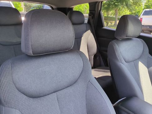 Used 2019 Hyundai Santa Fe SEL AWD/4WD image 7