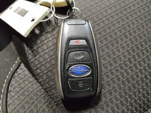 Used 2020 Subaru Outback Premium image 32