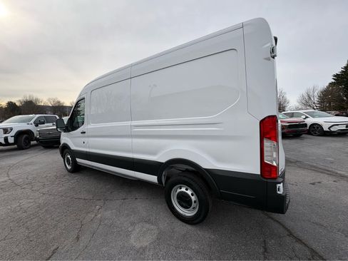 New 2026 Ford Transit 250 148 Medium Roof image 2