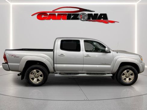 Used 2006 Toyota Tacoma PreRunner image 1