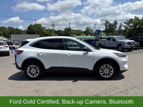 Used 2022 Ford Escape SE w/ Cold Weather Package AWD/4WD image 8