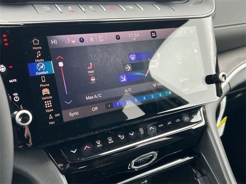 New 2026 Jeep Grand Cherokee Altitude image 22