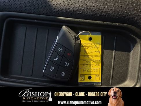 Used 2024 GMC Yukon AT4 w/ AT4 Premium Plus Package AWD/4WD image 27