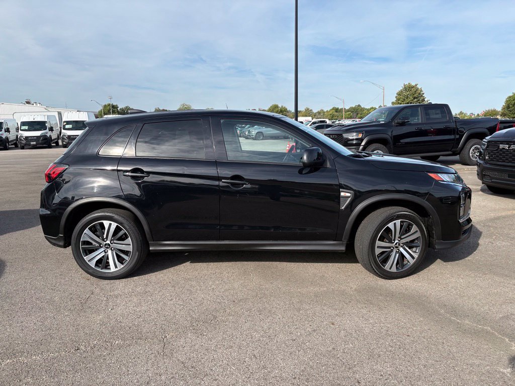Used 2023 Mitsubishi Outlander Sport AWD image 9