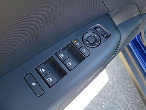 New 2026 Kia K4 FWD image 19