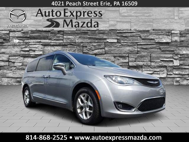 Used 2020 Chrysler Pacifica Limited w/ 8-pass Seating Package FWD image 1