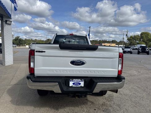Used 2018 Ford F250 XL w/ Power Equipment Group image 6