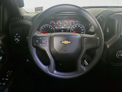 Used 2020 Chevrolet Silverado 1500 Custom w/ Custom Value Package RWD image 17