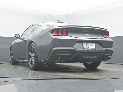 Used 2024 Ford Mustang Premium image 43