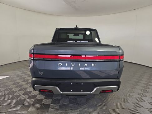 Used 2025 Rivian R1T Adventure image 4