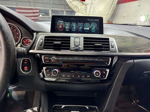 Used 2017 BMW 330i xDrive 330i xDrive image 20