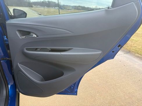 Used 2020 Chevrolet Bolt LT image 12