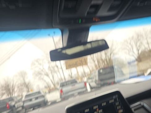 Used 2021 GMC Yukon SLT image 43