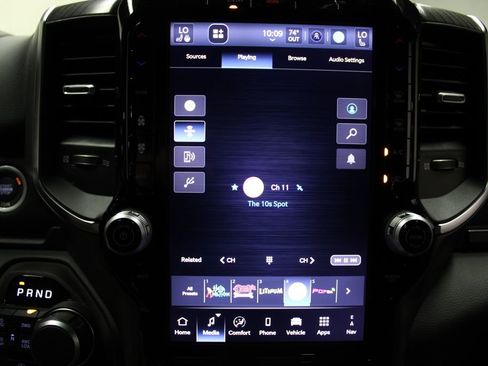 New 2026 RAM 1500 4x4 Crew Cab image 17