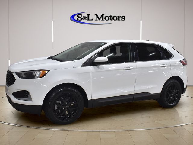 Used 2024 Ford Edge SEL AWD/4WD image 3