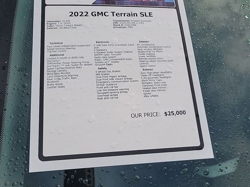 Used 2021 Toyota Venza LE image 38