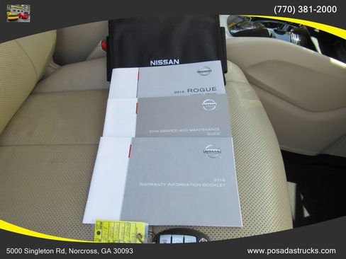 Used 2016 Nissan Rogue SV FWD image 24