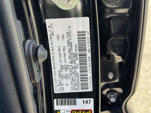 Certified 2022 Toyota Tacoma SR image 17