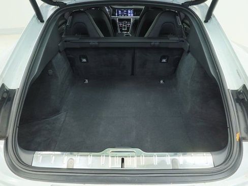 Used 2020 Porsche Panamera GTS image 45