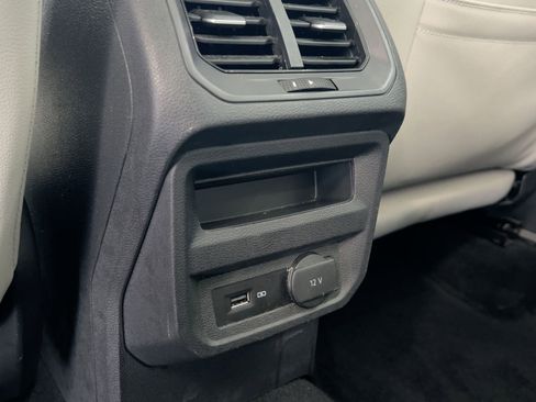 Used 2019 Volkswagen Tiguan SEL Premium image 30