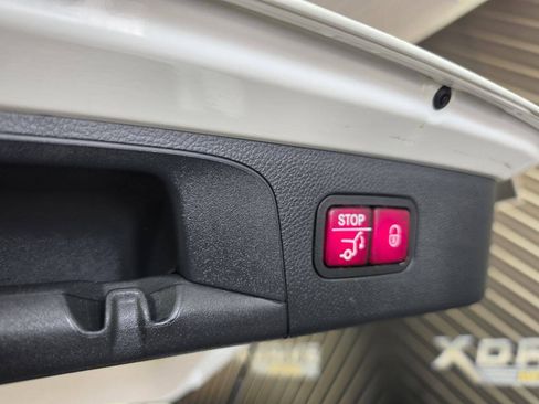 Used 2019 Mercedes-Benz GLC 300 image 30