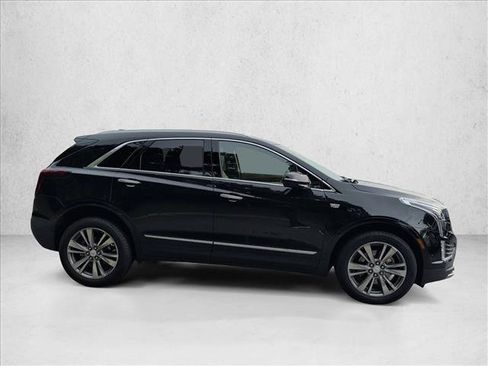 Used 2020 Cadillac XT5 Premium Luxury w/ Platinum Package FWD image 5