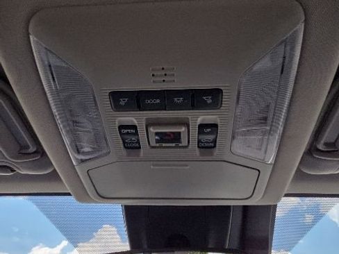 Used 2023 Toyota RAV4 XLE Premium AWD/4WD image 35