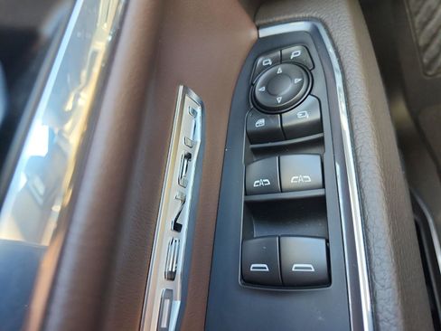 Certified 2024 GMC Sierra 1500 Denali image 23