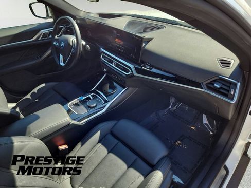 Used 2024 BMW i4 xDrive40i AWD/4WD image 11