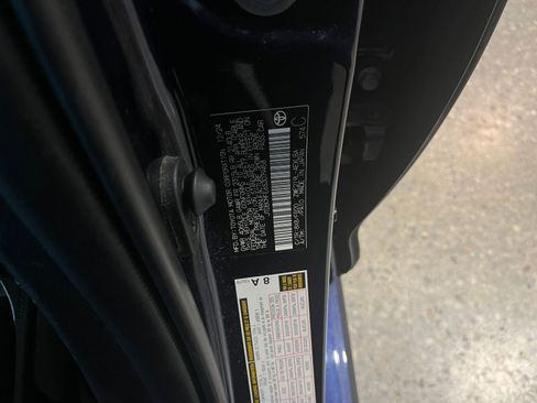 Used 2025 Toyota Corolla LE image 29