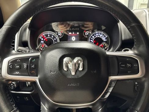 Used 2020 RAM 1500 Big Horn AWD/4WD image 11