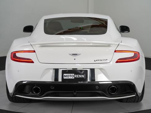 Used 2014 Aston Martin Vanquish Coupe image 7