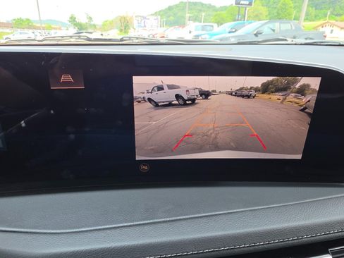 Used 2024 Cadillac XT4 Premium Luxury AWD/4WD image 43