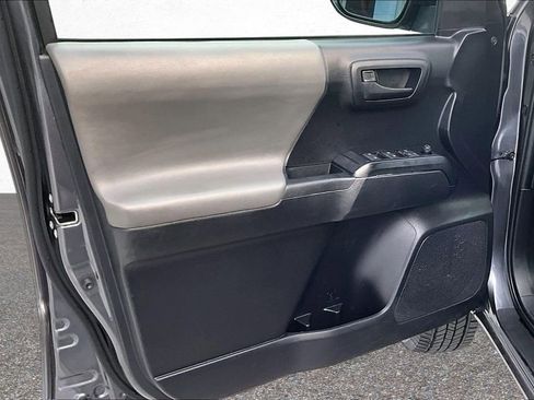 Certified 2020 Toyota Tacoma SR w/ SR Convenience Package image 19