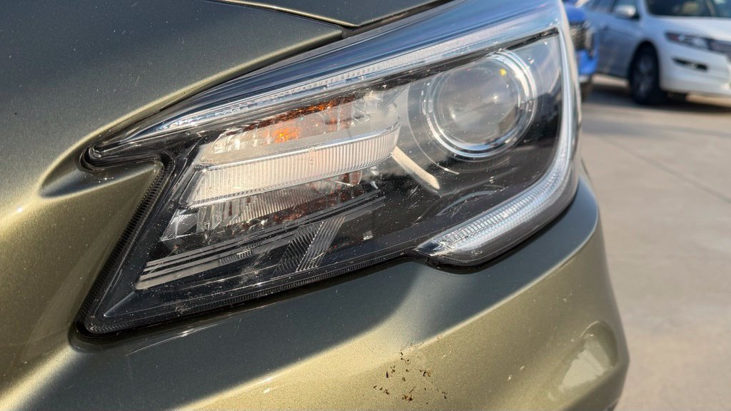 Used 2019 Subaru Outback 2.5i Touring AWD/4WD image 9