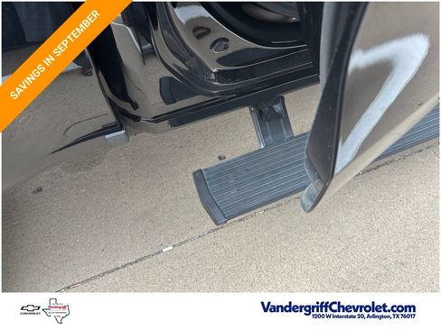 Used 2024 Chevrolet Silverado 1500 LT Trail Boss w/ LT Trail Boss Premium Package AWD/4WD image 7