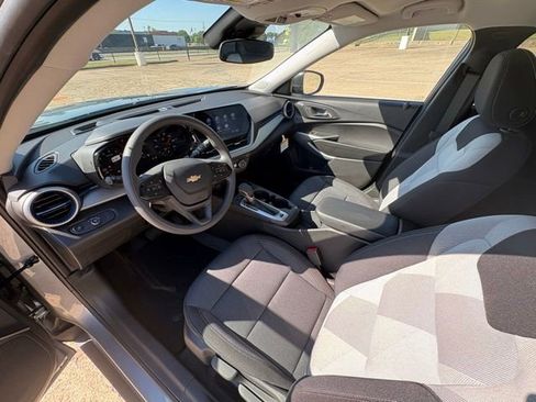 New 2026 Chevrolet Trax LS w/ Driver Confidence Package FWD image 11