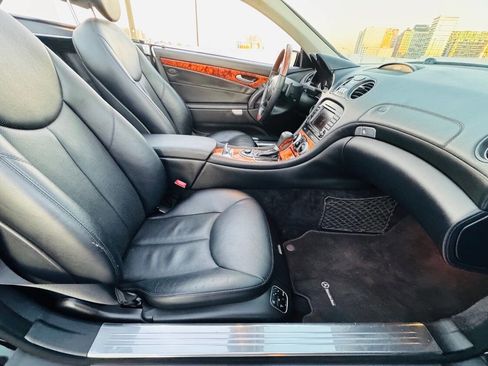 Used 2007 Mercedes-Benz SL 550 SL 550 2dr Convertible image 30