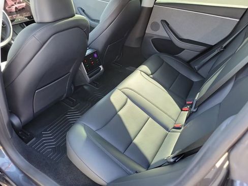 Used 2025 Tesla Model 3 Long Range RWD image 24