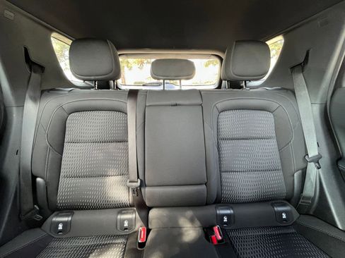 Used 2025 Chevrolet Equinox LT image 36