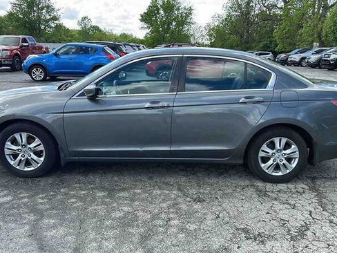 Used 2011 Honda Accord LX-P image 5