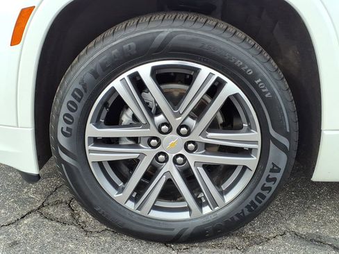 Certified 2022 Chevrolet Traverse High Country AWD/4WD image 12