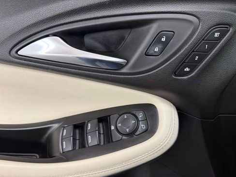 Used 2023 Buick Encore GX Essence w/ Experience Buick Package image 30