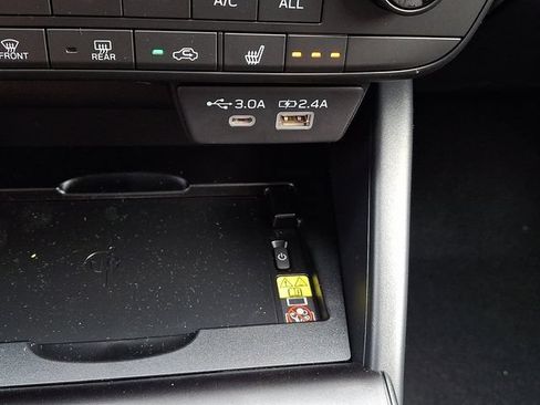 New 2026 Subaru Outback Limited AWD/4WD image 17