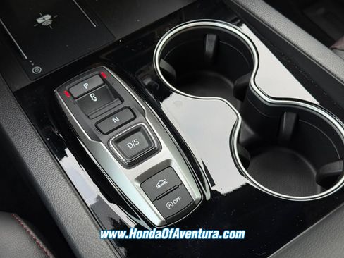 Certified 2025 Honda Ridgeline Black Edition image 18