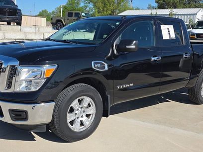 Used 2017 Nissan Titan SV