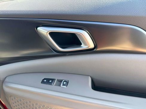 New 2026 Kia Carnival FWD image 19